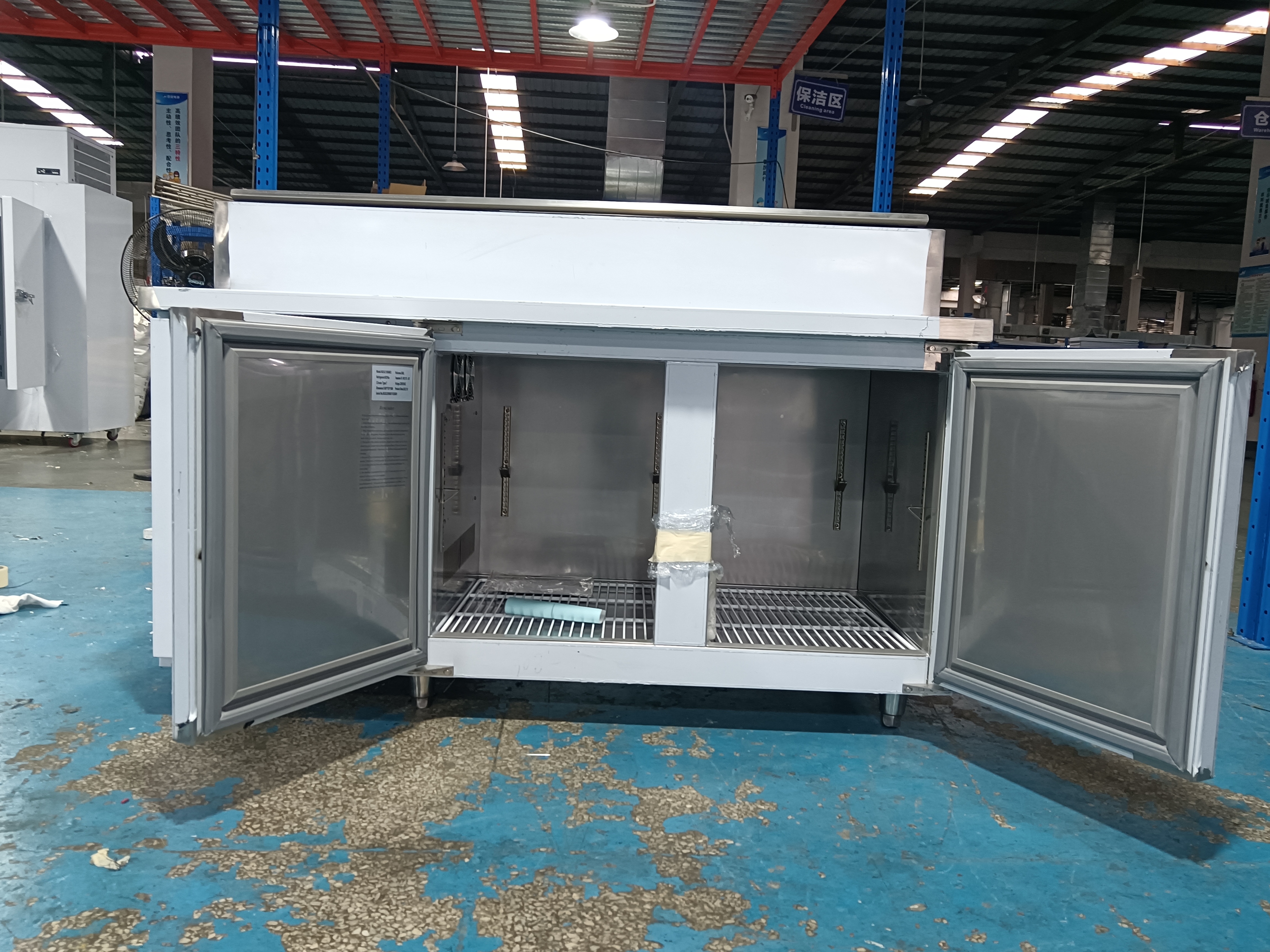 0~10C Low Temperature Commerci - Food Storage Table avis et prix